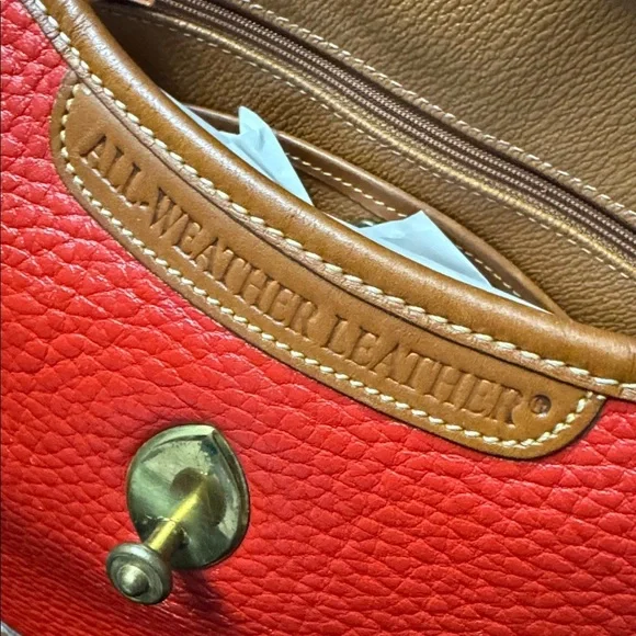 Vintage Dooney & Bourke crossbody - Picture 7 of 8